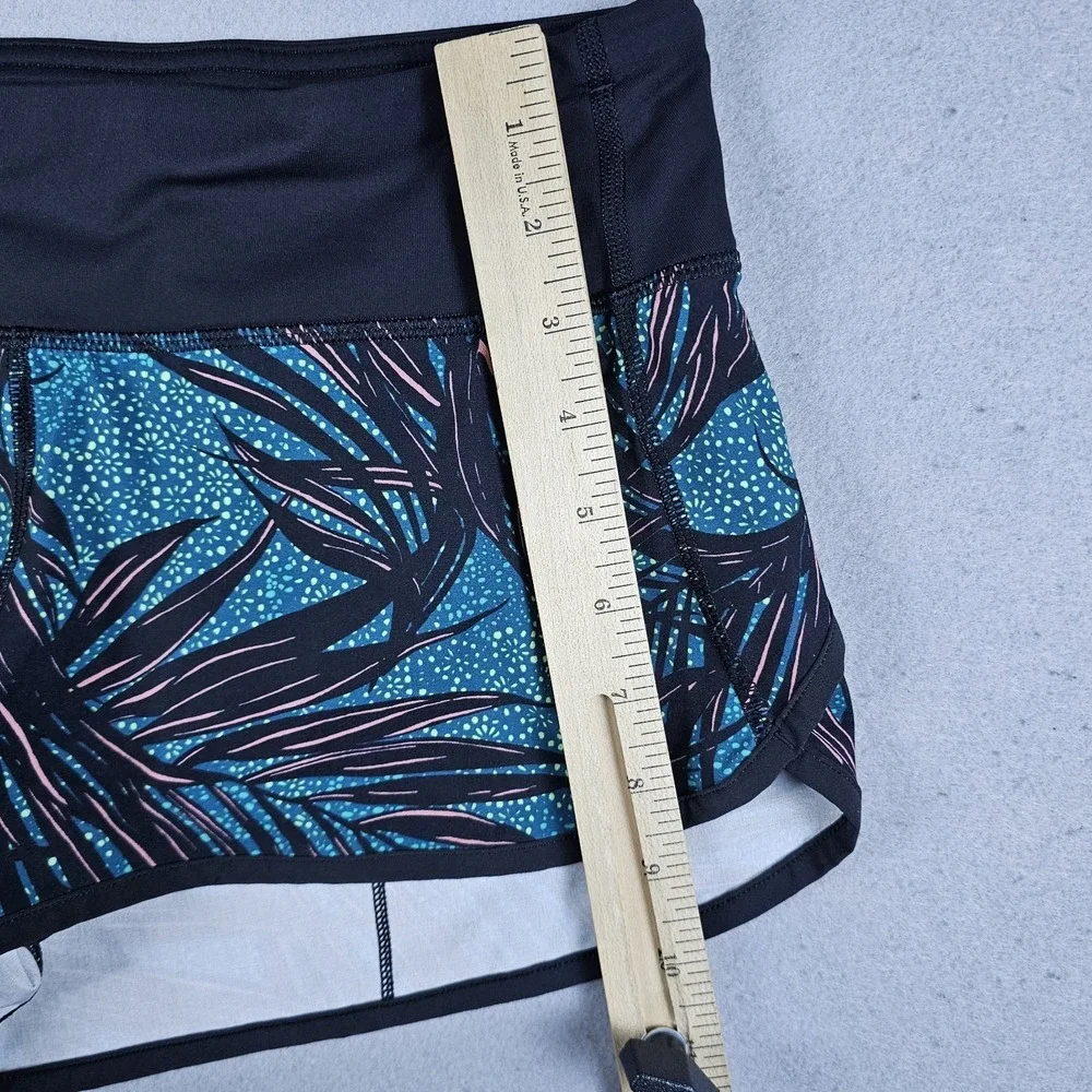 Lululemon Speed Shorts Womens 6 Blue Teal Palm Lace Tofino 2.5